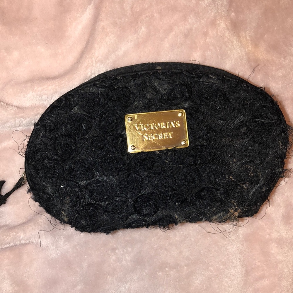 VICTORIA’S SECRET BAG